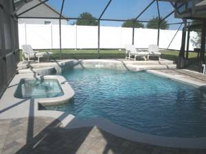 Private pool/spa